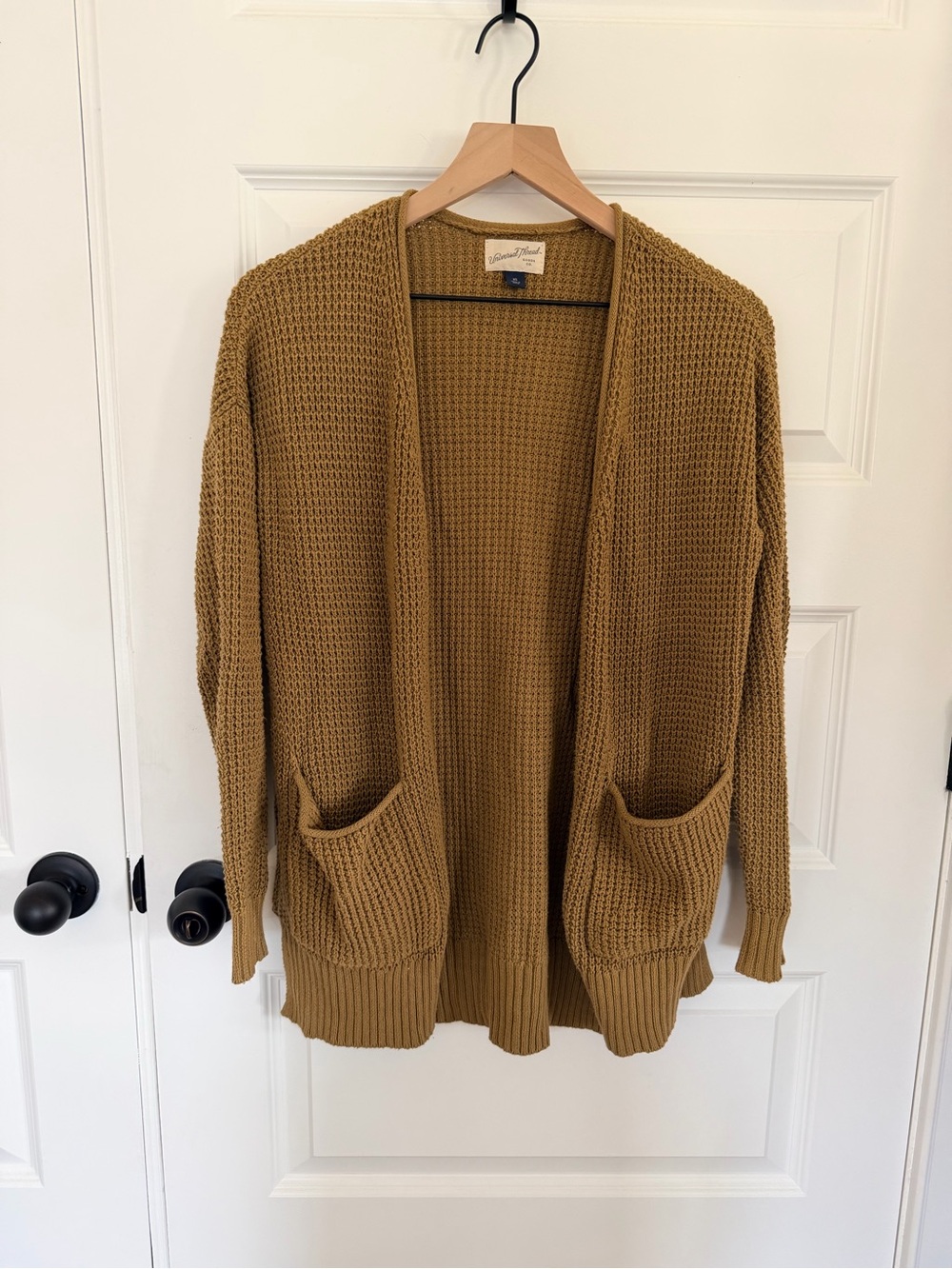 Universal thread 100% cotton cardigan
